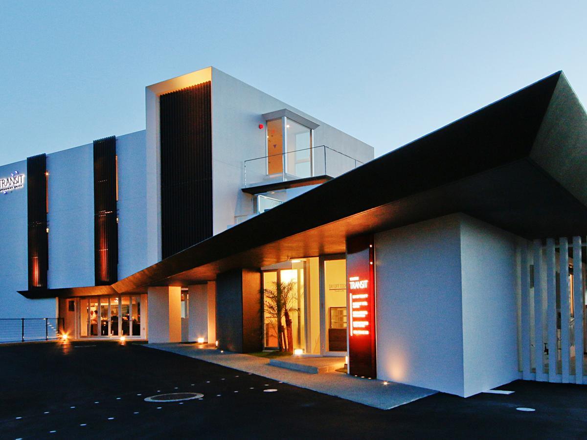 Transit Overnight Hotel Yomitan Exteriér fotografie