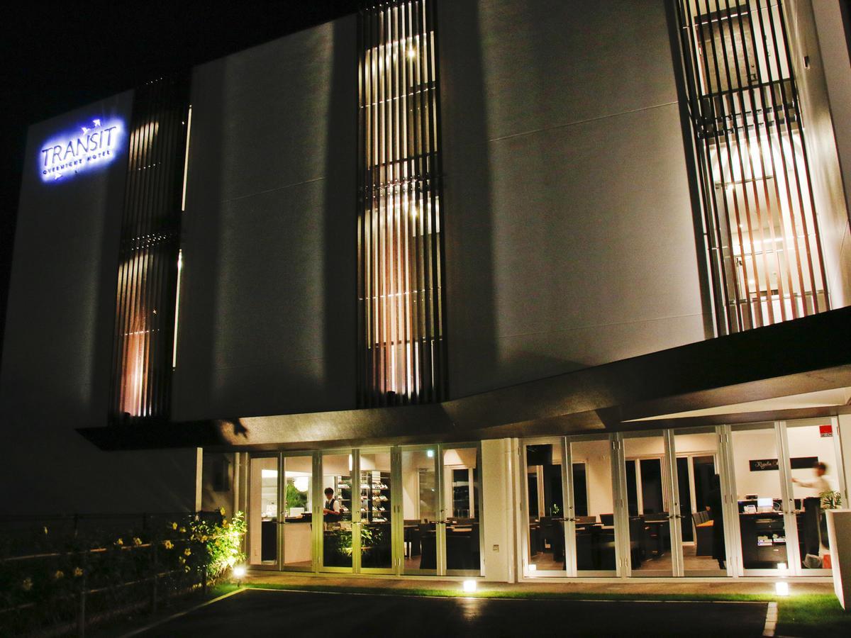 Transit Overnight Hotel Yomitan Exteriér fotografie
