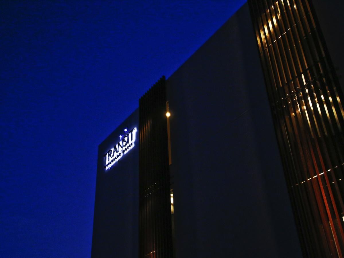 Transit Overnight Hotel Yomitan Exteriér fotografie